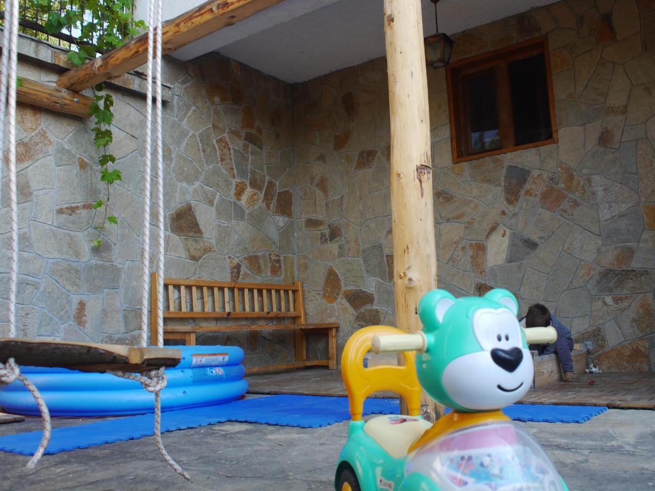 Family Hotel Silver Smolyan Buitenkant foto